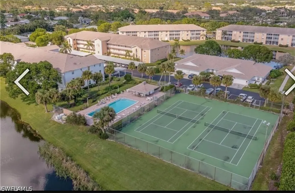 9640 Victoria Lane Naples FL 34109