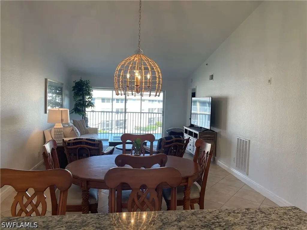 9640 Victoria Lane Naples FL 34109