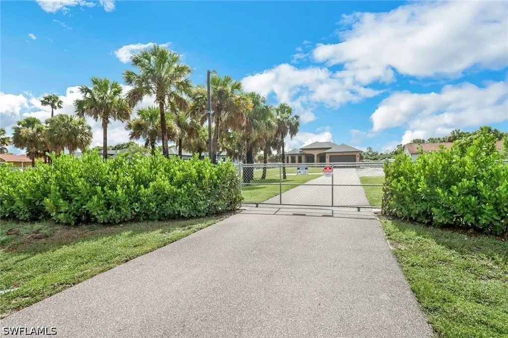 3170 Everglades Boulevard S Naples FL 34117