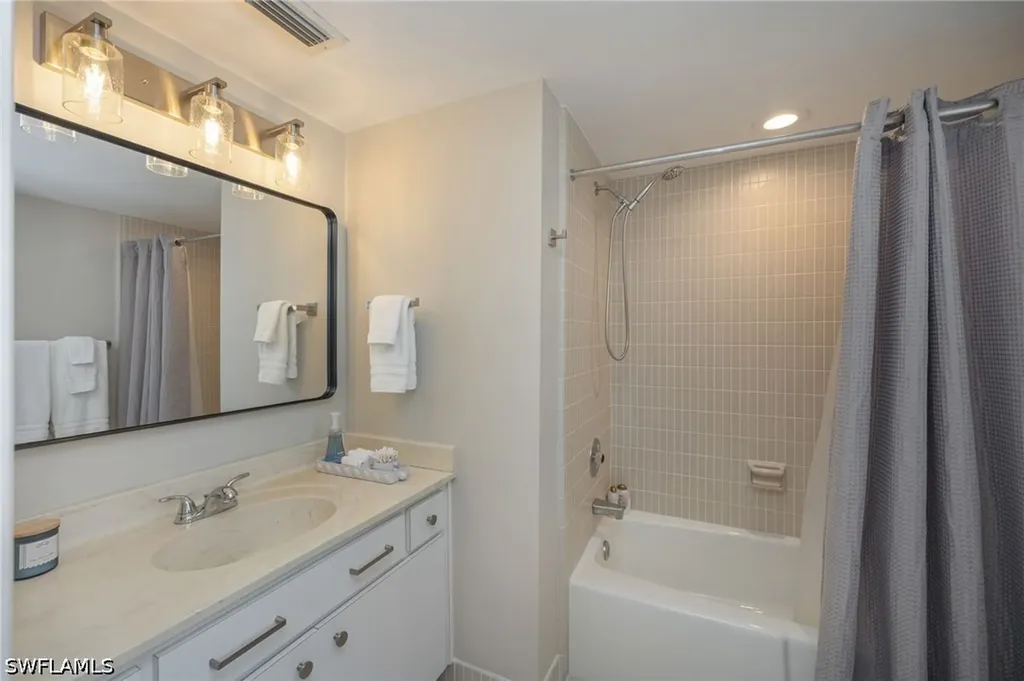723 Wildwood Lane Naples FL 34105