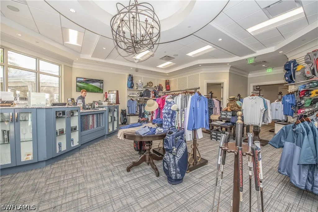 723 Wildwood Lane Naples FL 34105