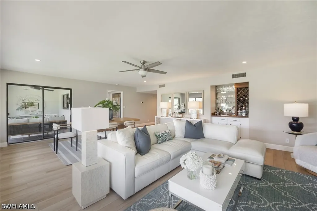 723 Wildwood Lane Naples FL 34105