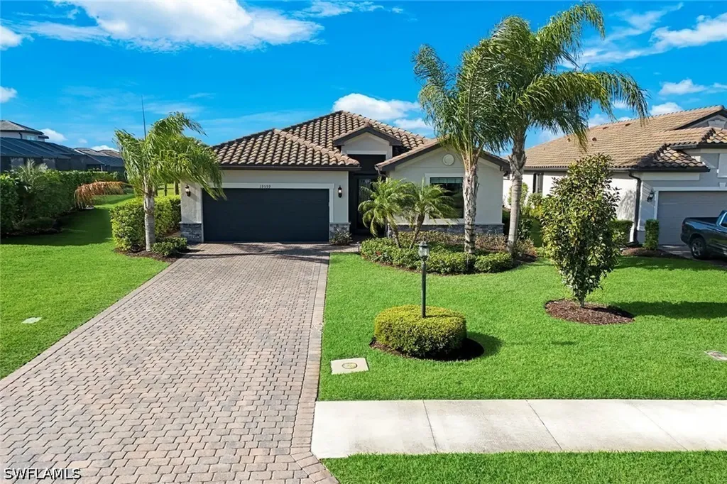 19599 Beechcrest Place Estero FL 33928