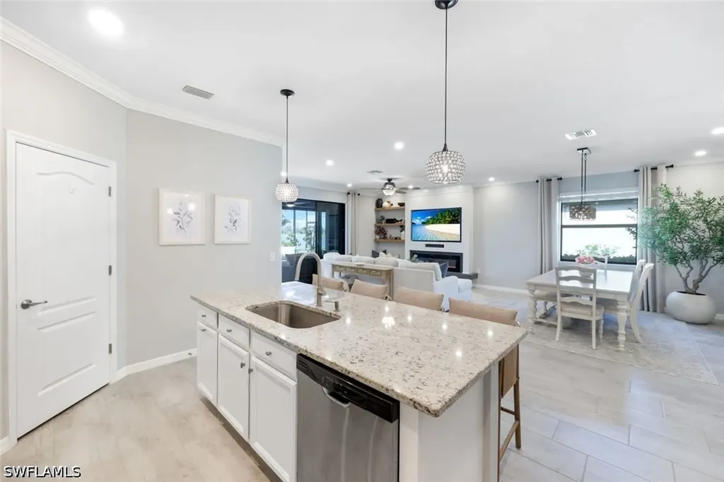 19599 Beechcrest Place Estero FL 33928