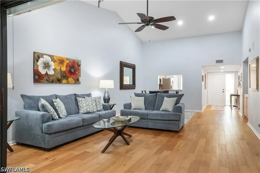 1814 Kings Lake Boulevard Naples FL 34112