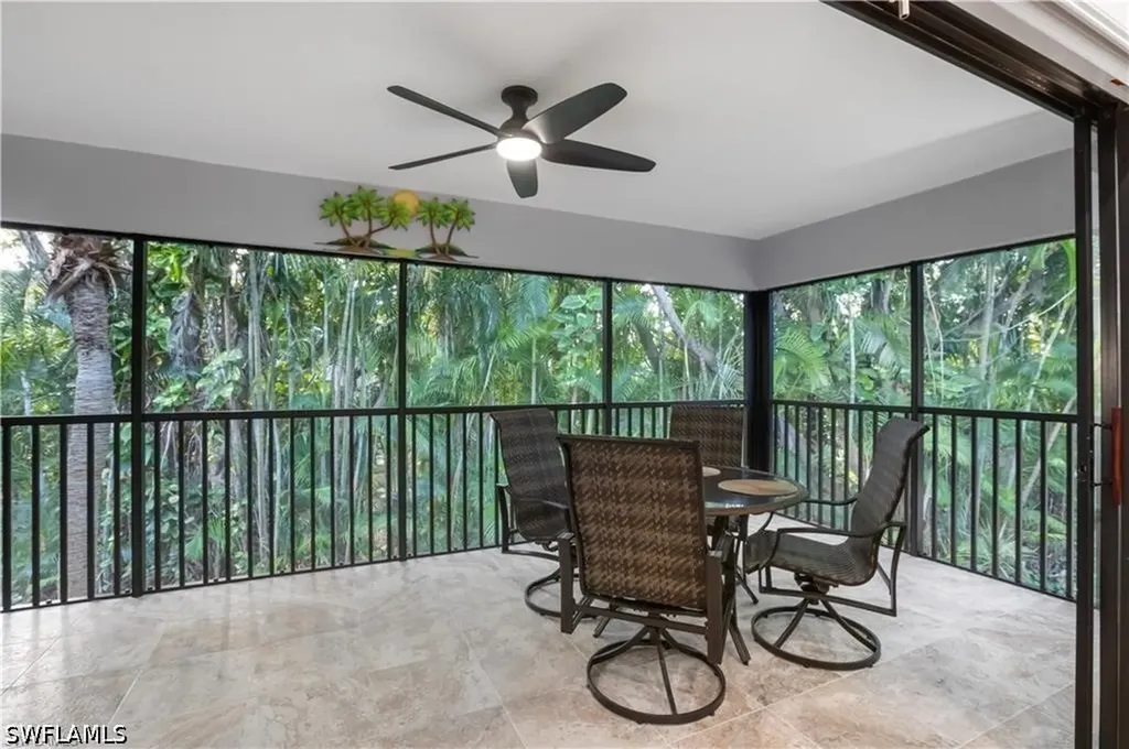 1814 Kings Lake Boulevard Naples FL 34112