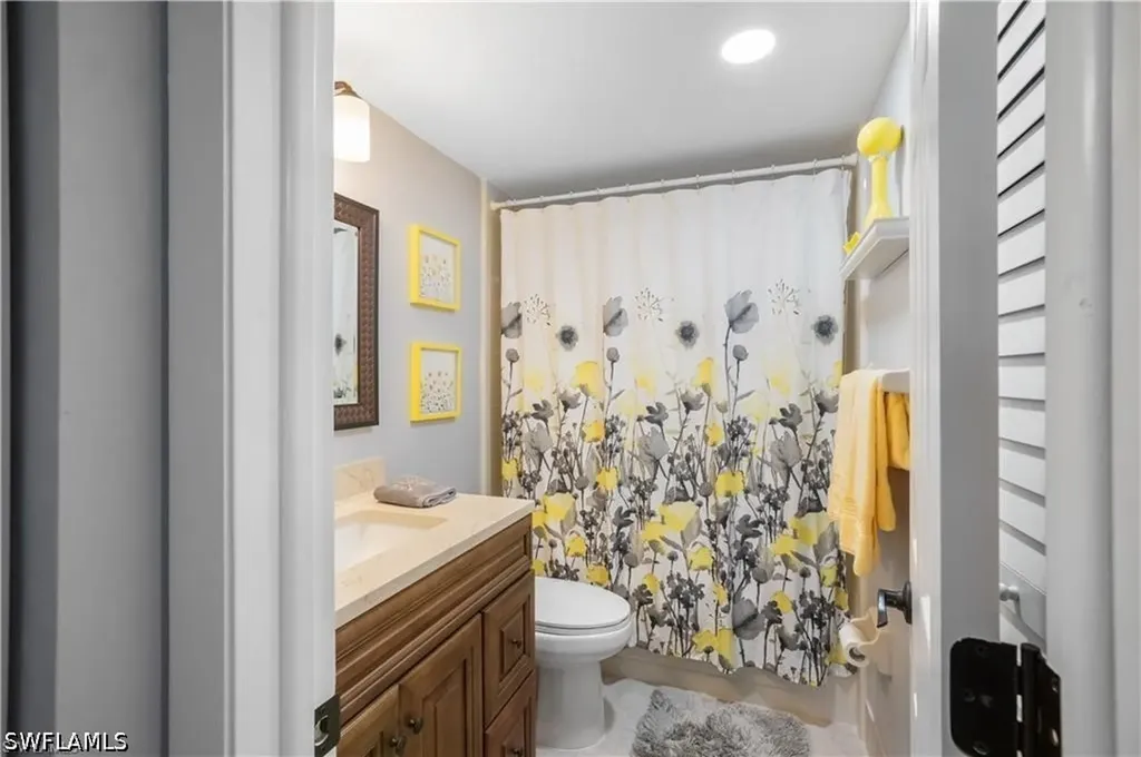 1814 Kings Lake Boulevard Naples FL 34112