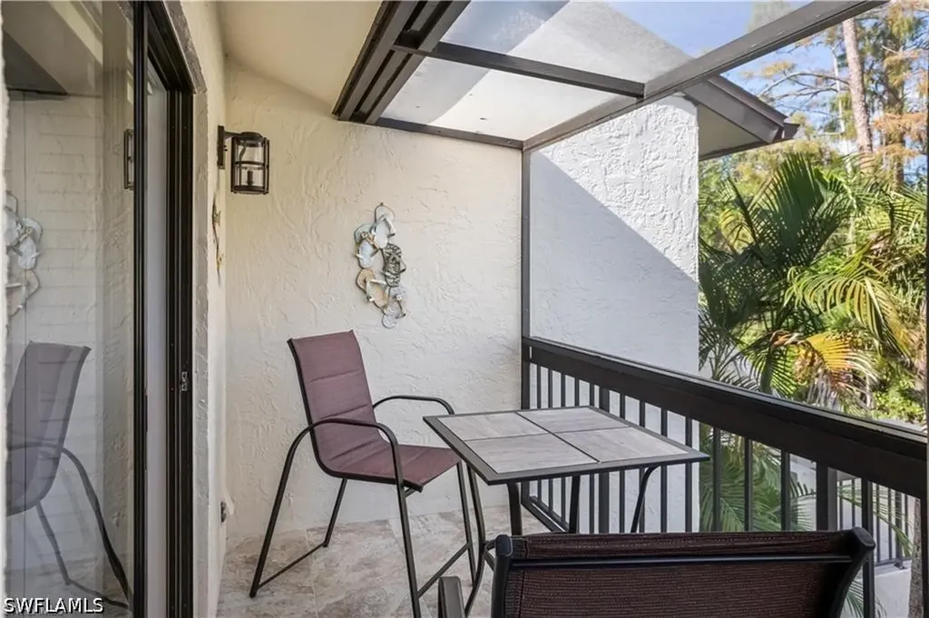 1814 Kings Lake Boulevard Naples FL 34112