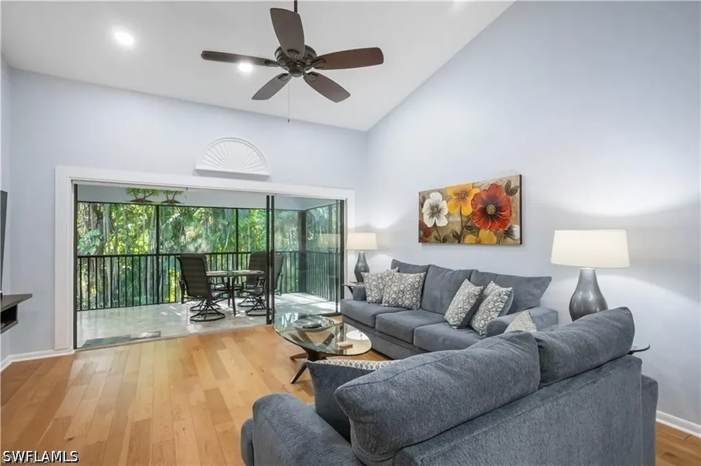 1814 Kings Lake Boulevard Naples FL 34112