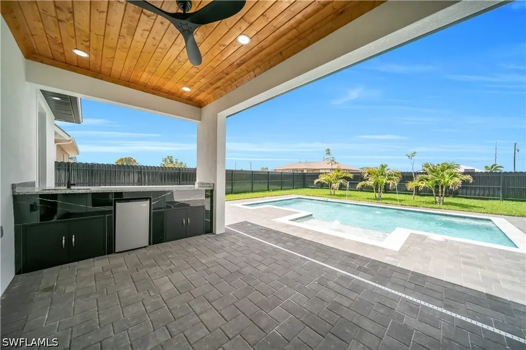 1306 NE 1st Avenue Cape Coral FL 33909