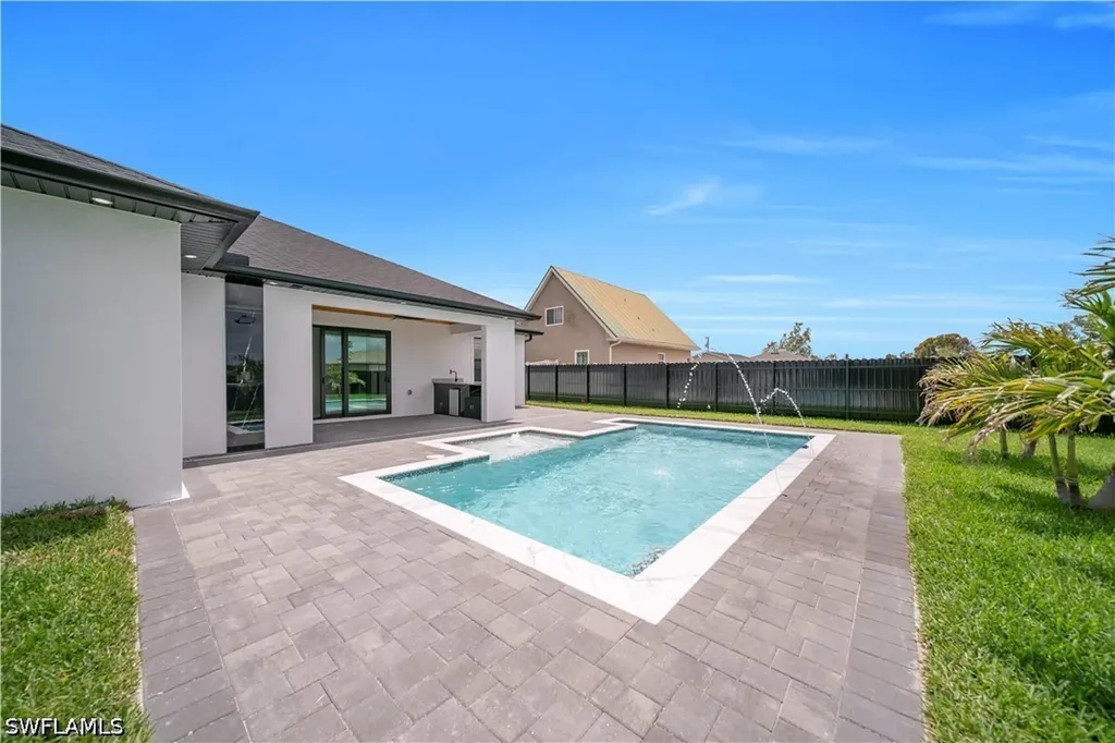 1306 NE 1st Avenue Cape Coral FL 33909