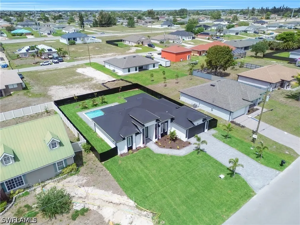 1306 NE 1st Avenue Cape Coral FL 33909