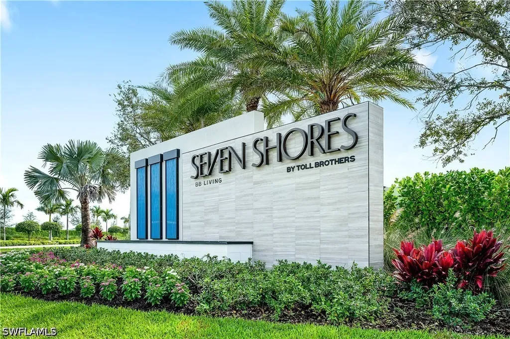 8718 Driftwood Drive Naples FL 34114