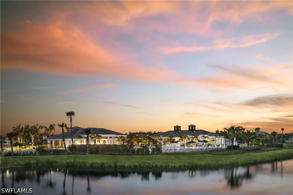 8718 Driftwood Drive Naples FL 34114