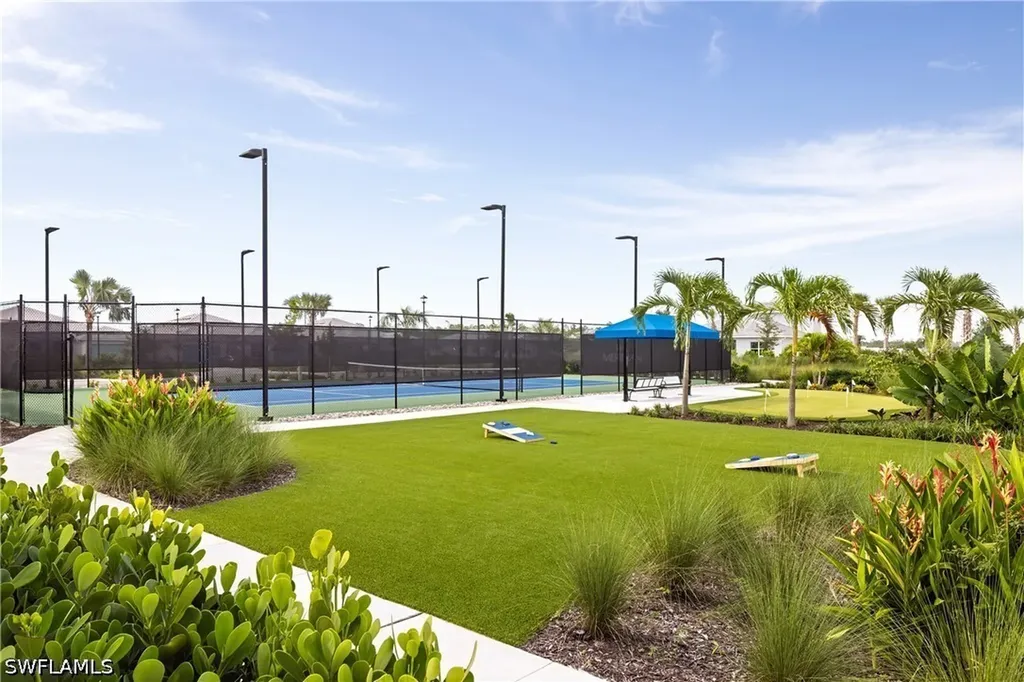 8718 Driftwood Drive Naples FL 34114