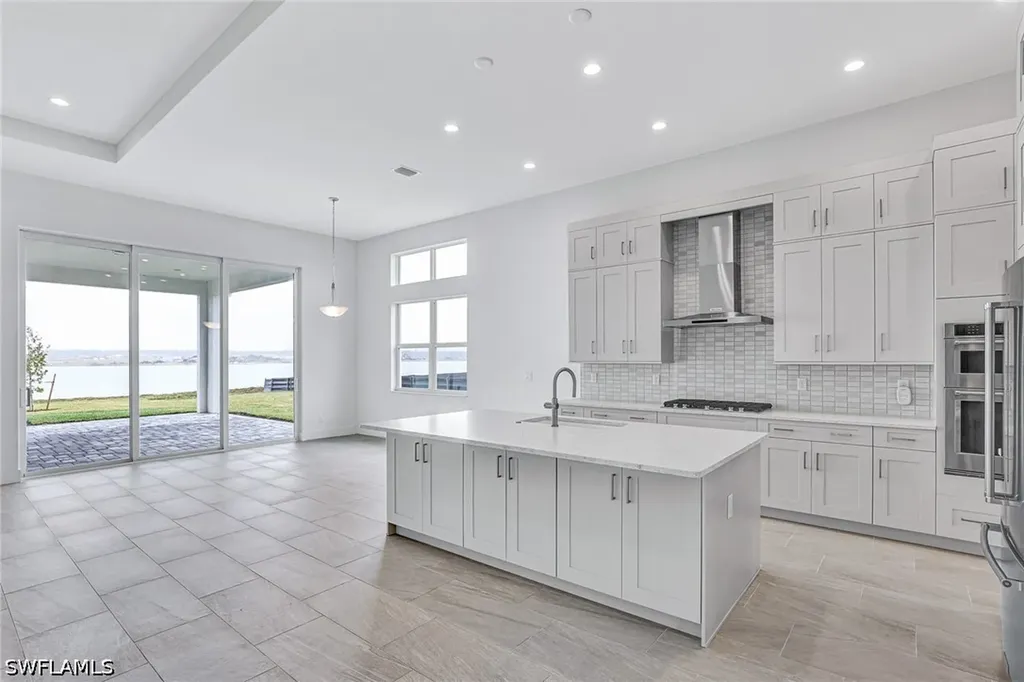 8718 Driftwood Drive Naples FL 34114