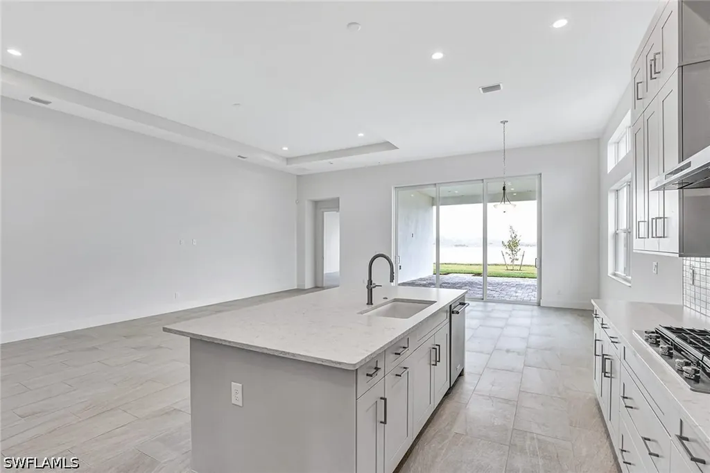 8718 Driftwood Drive Naples FL 34114