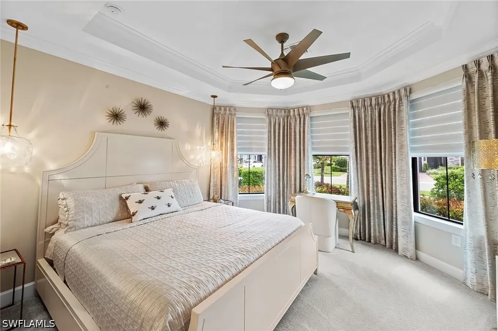 9573 Everglades Drive Naples FL 34120