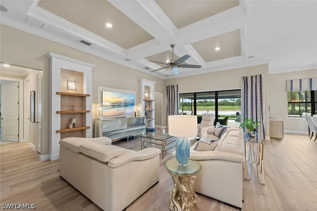 9573 Everglades Drive Naples FL 34120