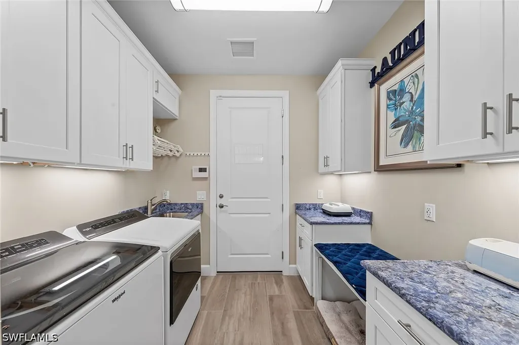 9573 Everglades Drive Naples FL 34120
