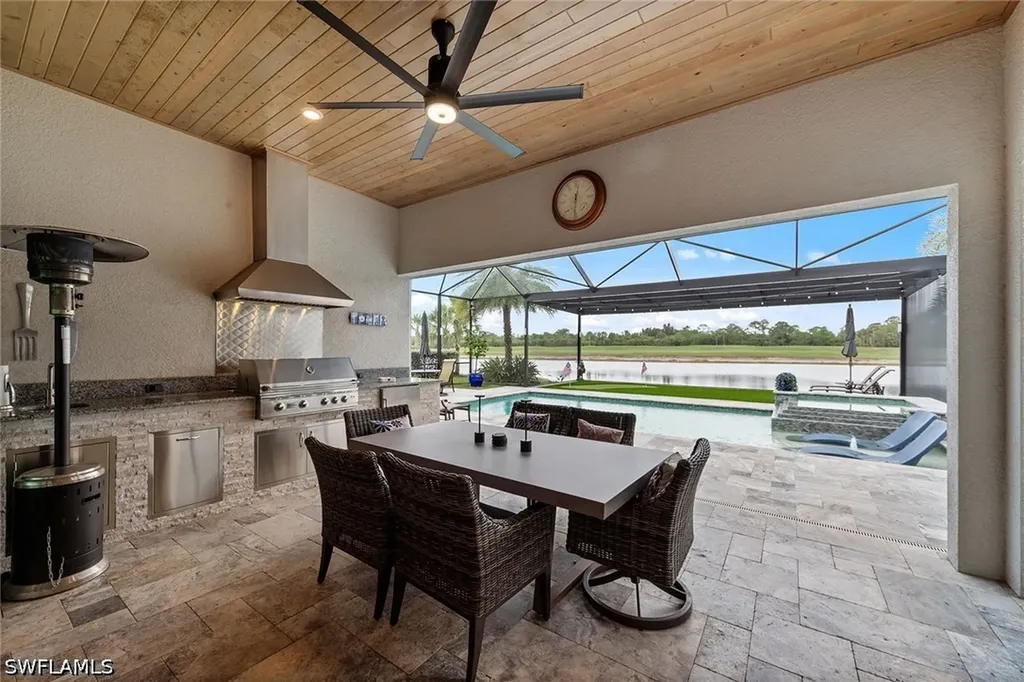 9573 Everglades Drive Naples FL 34120