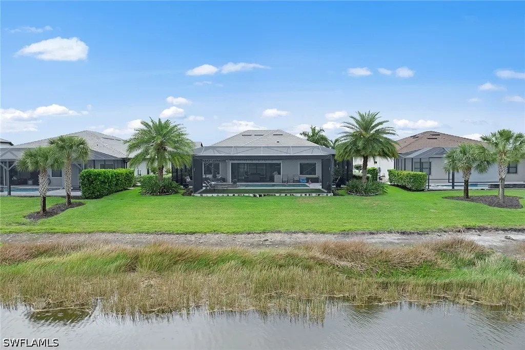 9573 Everglades Drive Naples FL 34120