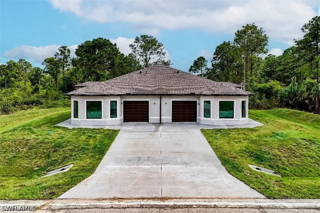 700 E 12th Street Lehigh Acres FL 33972