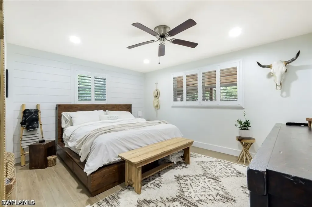 20621 Pine Tree Lane Estero FL 33928
