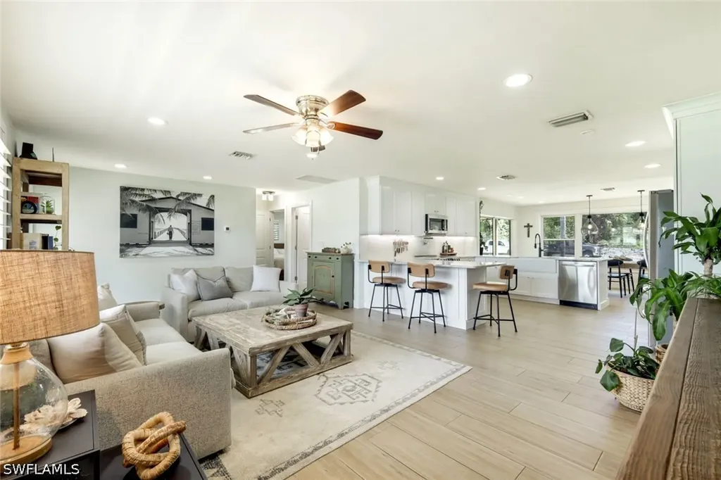 20621 Pine Tree Lane Estero FL 33928