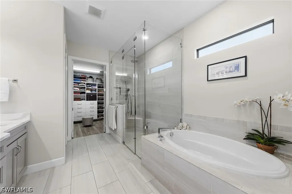 9607 Everglades Drive Naples FL 34120