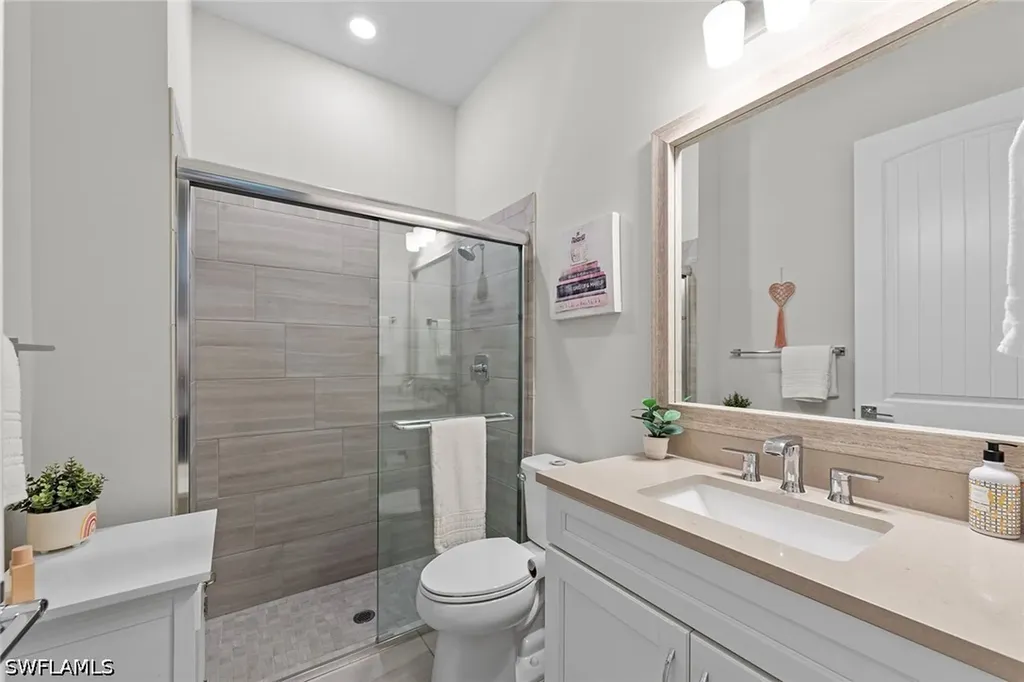 9607 Everglades Drive Naples FL 34120