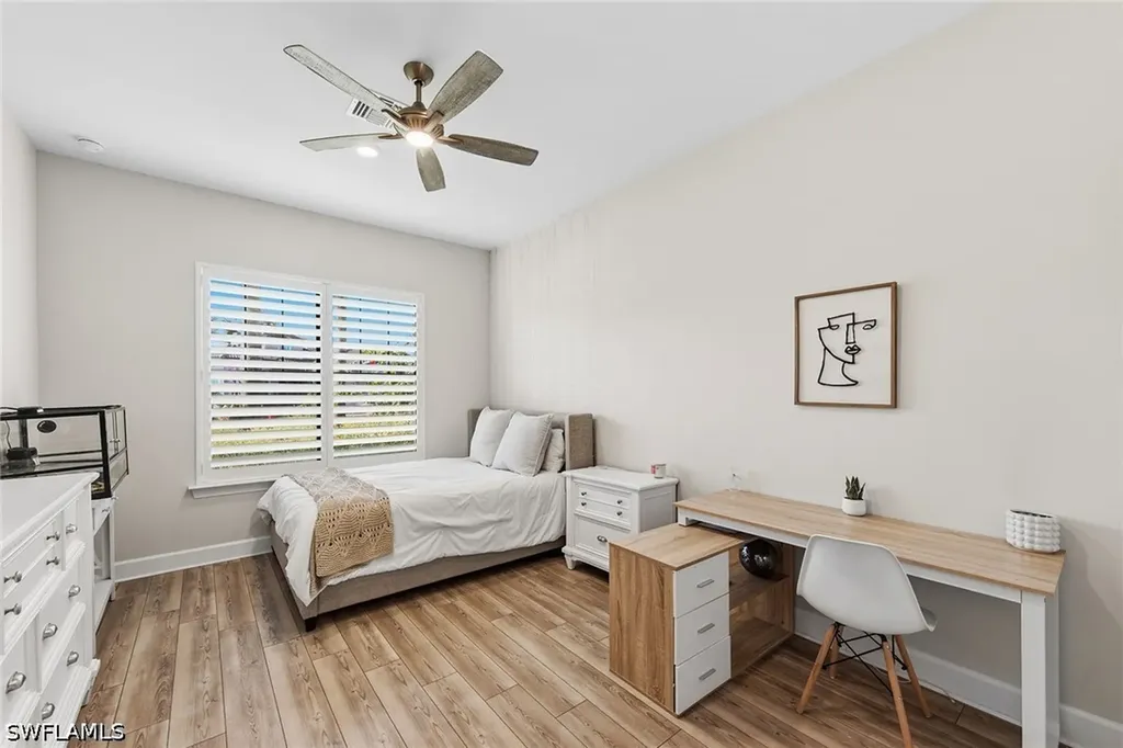9607 Everglades Drive Naples FL 34120