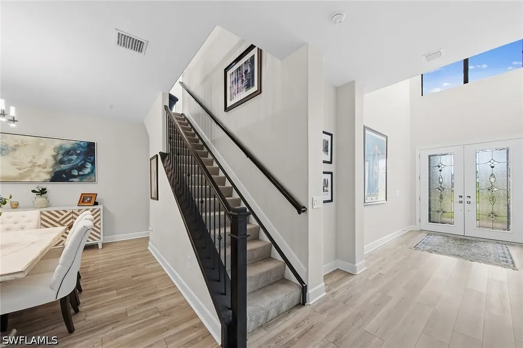 9607 Everglades Drive Naples FL 34120