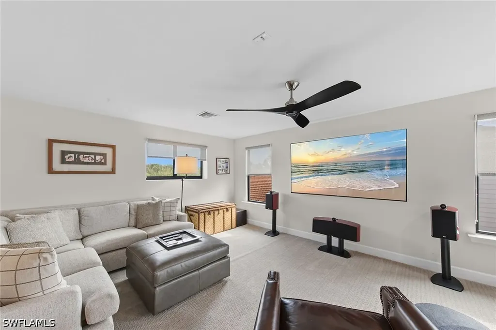 9607 Everglades Drive Naples FL 34120