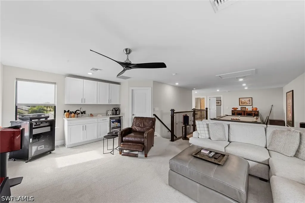 9607 Everglades Drive Naples FL 34120