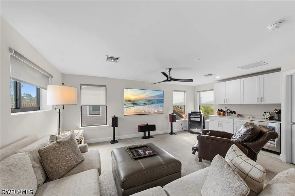 9607 Everglades Drive Naples FL 34120