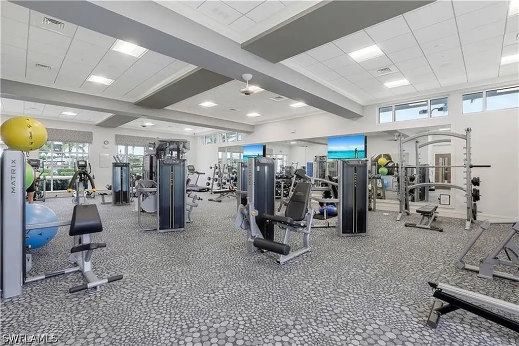 9607 Everglades Drive Naples FL 34120