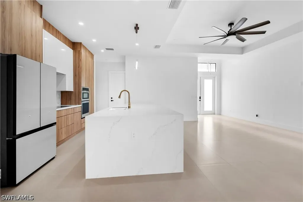 3539 NW 41st Place Cape Coral FL 33993