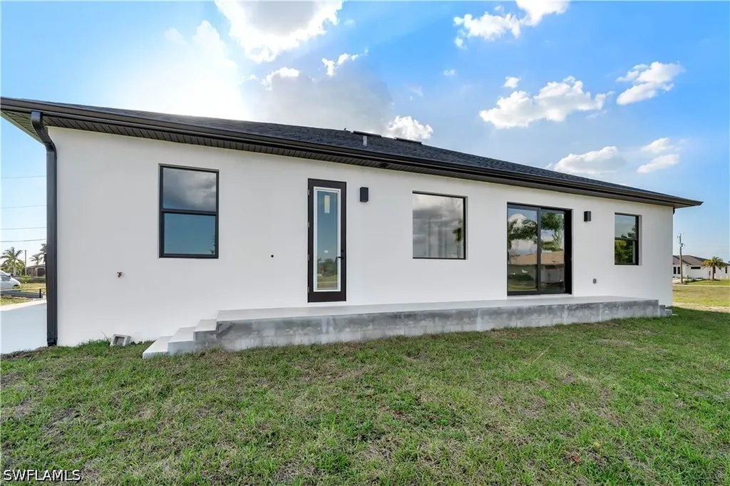 3539 NW 41st Place Cape Coral FL 33993