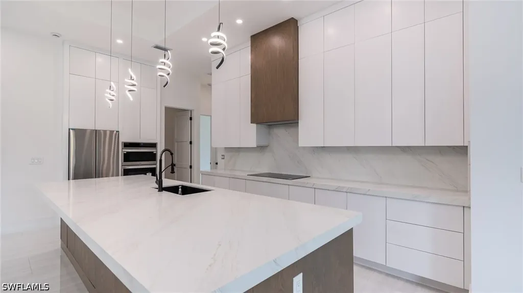 649 Golden Gate Boulevard E Naples FL 34120