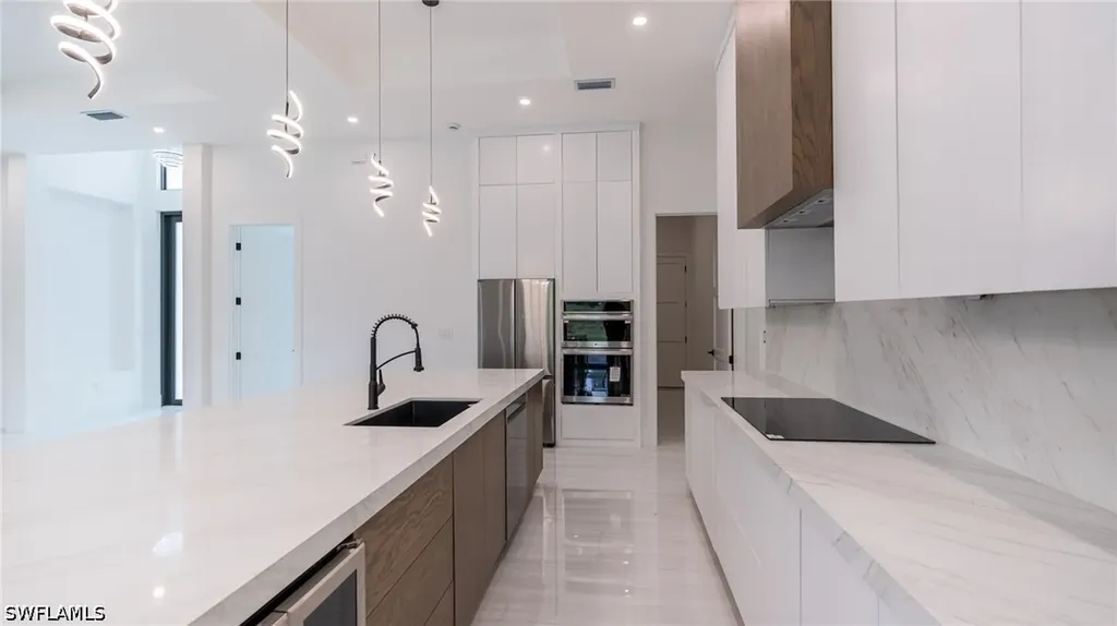 649 Golden Gate Boulevard E Naples FL 34120