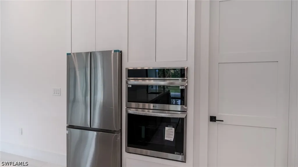 649 Golden Gate Boulevard E Naples FL 34120