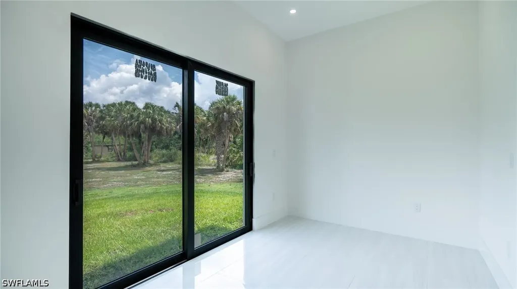 649 Golden Gate Boulevard E Naples FL 34120