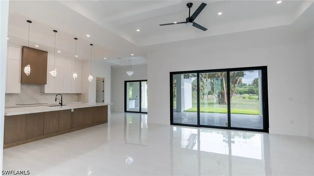 649 Golden Gate Boulevard E Naples FL 34120