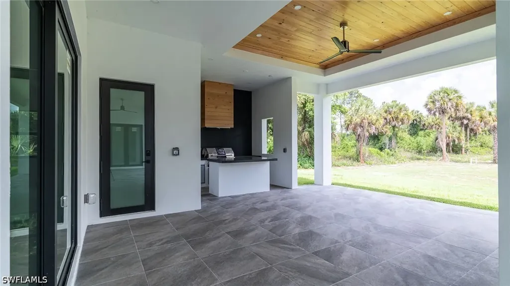 649 Golden Gate Boulevard E Naples FL 34120