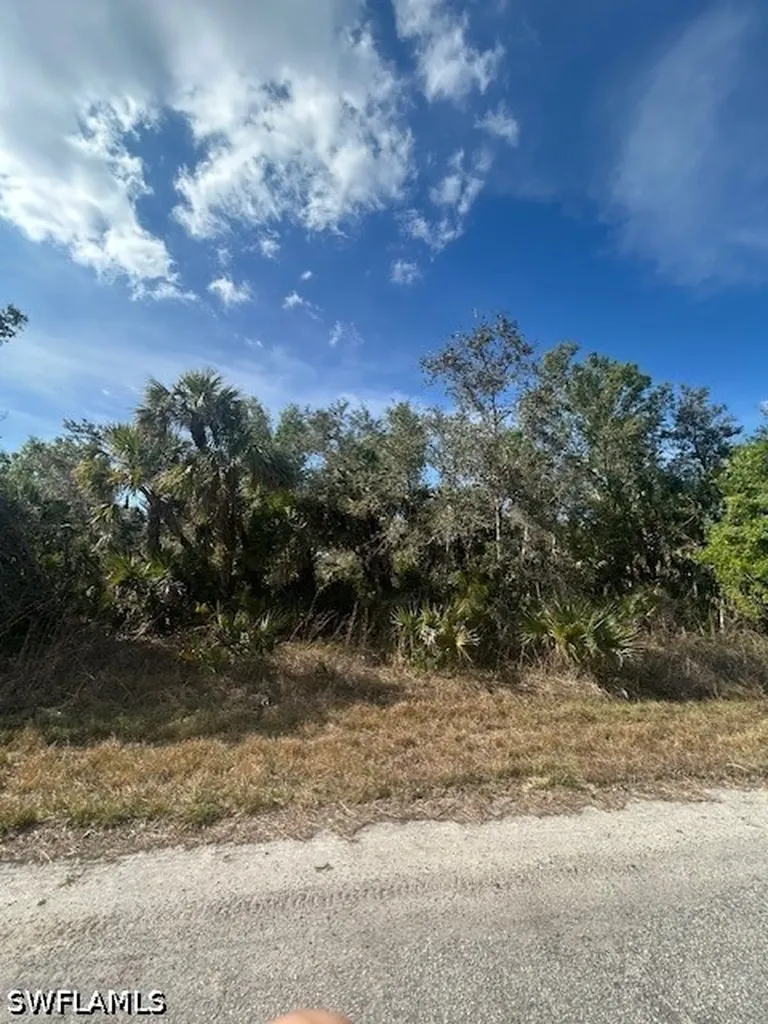 1 Kamain Road North Port FL 34288