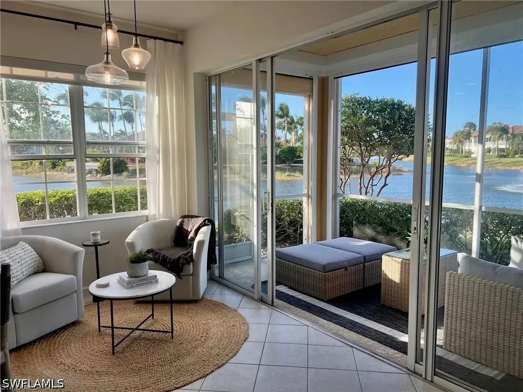 3062 Driftwood Way Naples FL 34109