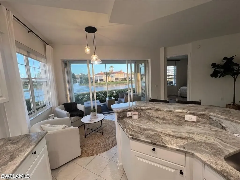 3062 Driftwood Way Naples FL 34109
