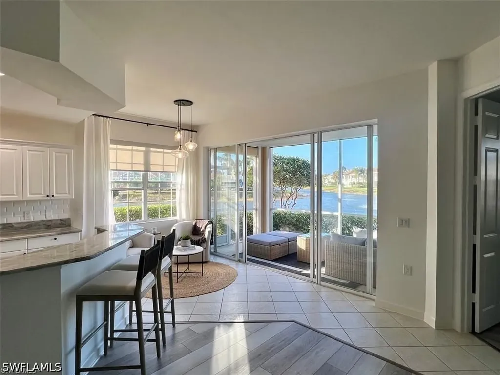 3062 Driftwood Way Naples FL 34109
