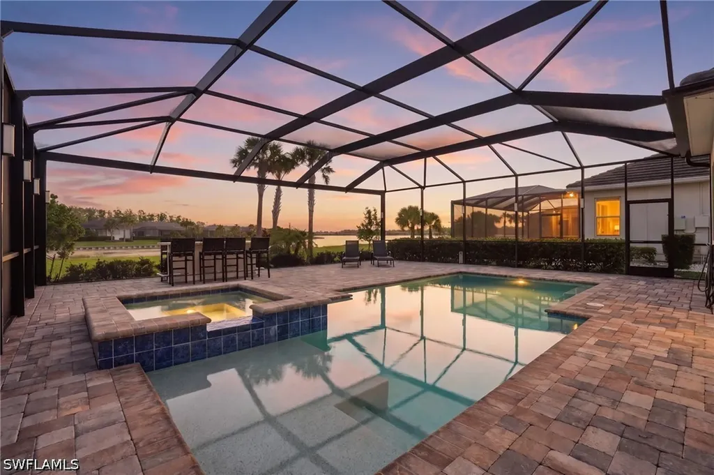 Fort Myers FL, 15248 Blue Bay Circle